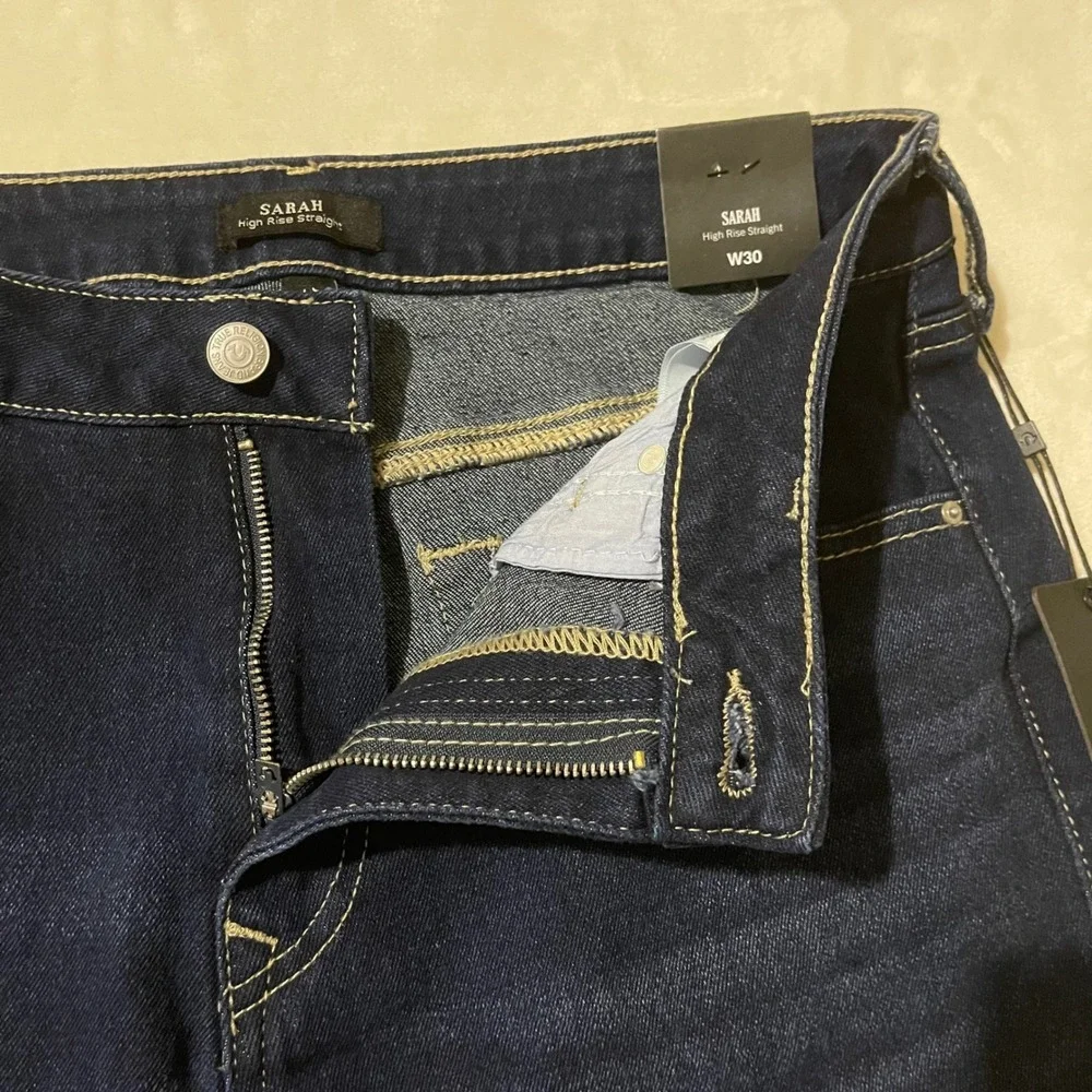 True Religion Sarah High Rise Straight Jeans Dark Mahogany Wood Wash Size 30 New